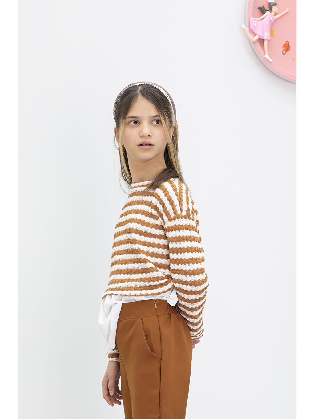 Kahverengi Taba Çizgili Bluzlu İspanyol Paça Pantolonlu Kız Çocuk 2li Takım 19983-2