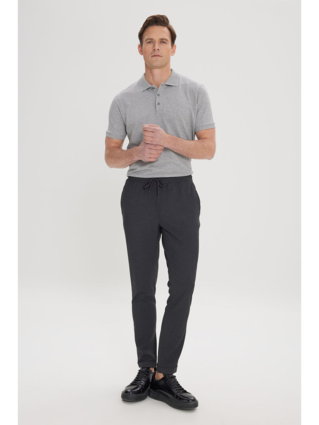 Erkek Antrasit Slim Fit Rahat Kesim Beli Bağlamalı Yan Cepli Jogger Pantolon