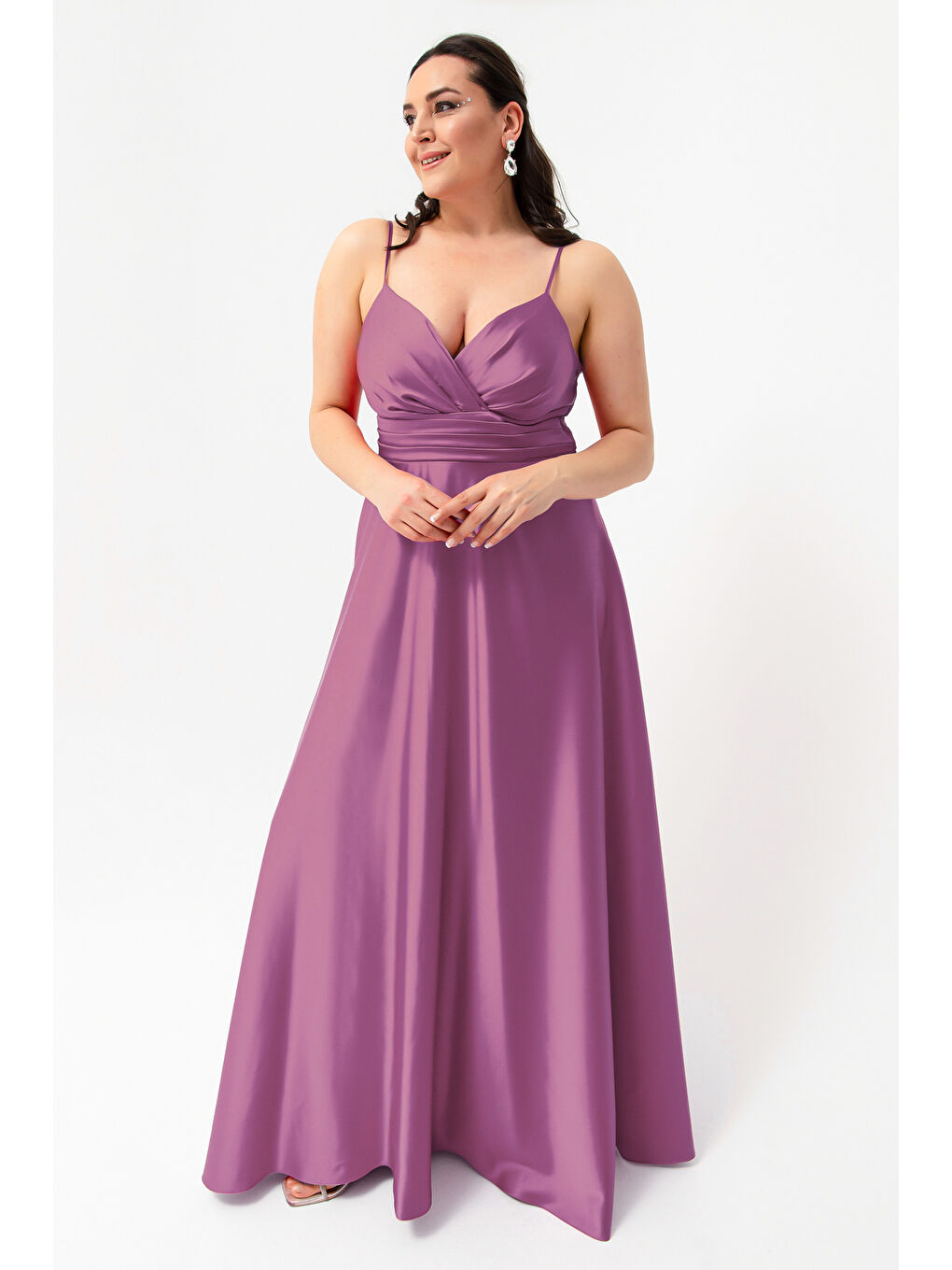 Lila Kadın Lavanta İp Askılı Büyük Beden Saten Uzun Abiye & Mezuniyet Elbisesi