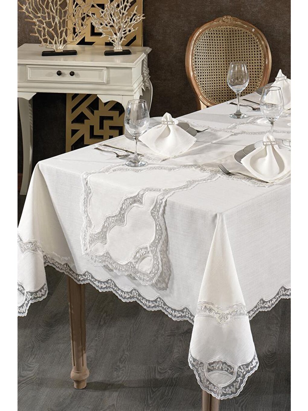 Ekru Rua Fransız Dantelli Keten Yemek Takımı - 26 Parça Krem