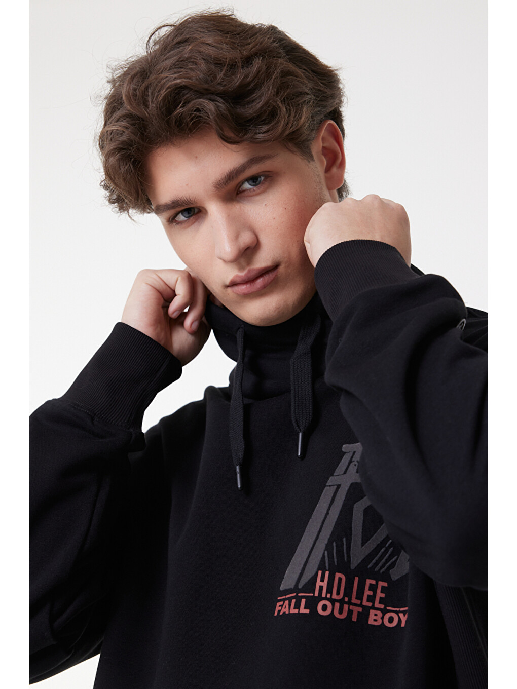 Loose Fit Kapüşonlu Şardonlu Siyah Sweatshirt-1