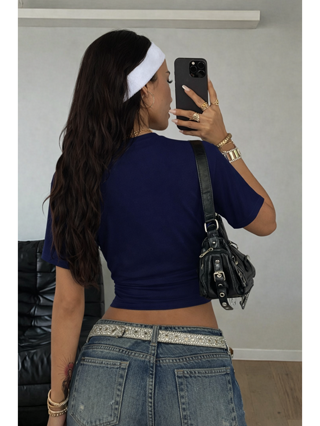 Kadın Lacivert Kısa Kollu Crop Tişört – Bisiklet Yaka, Slim Fit, Günlük & Basic T-Shirt-1