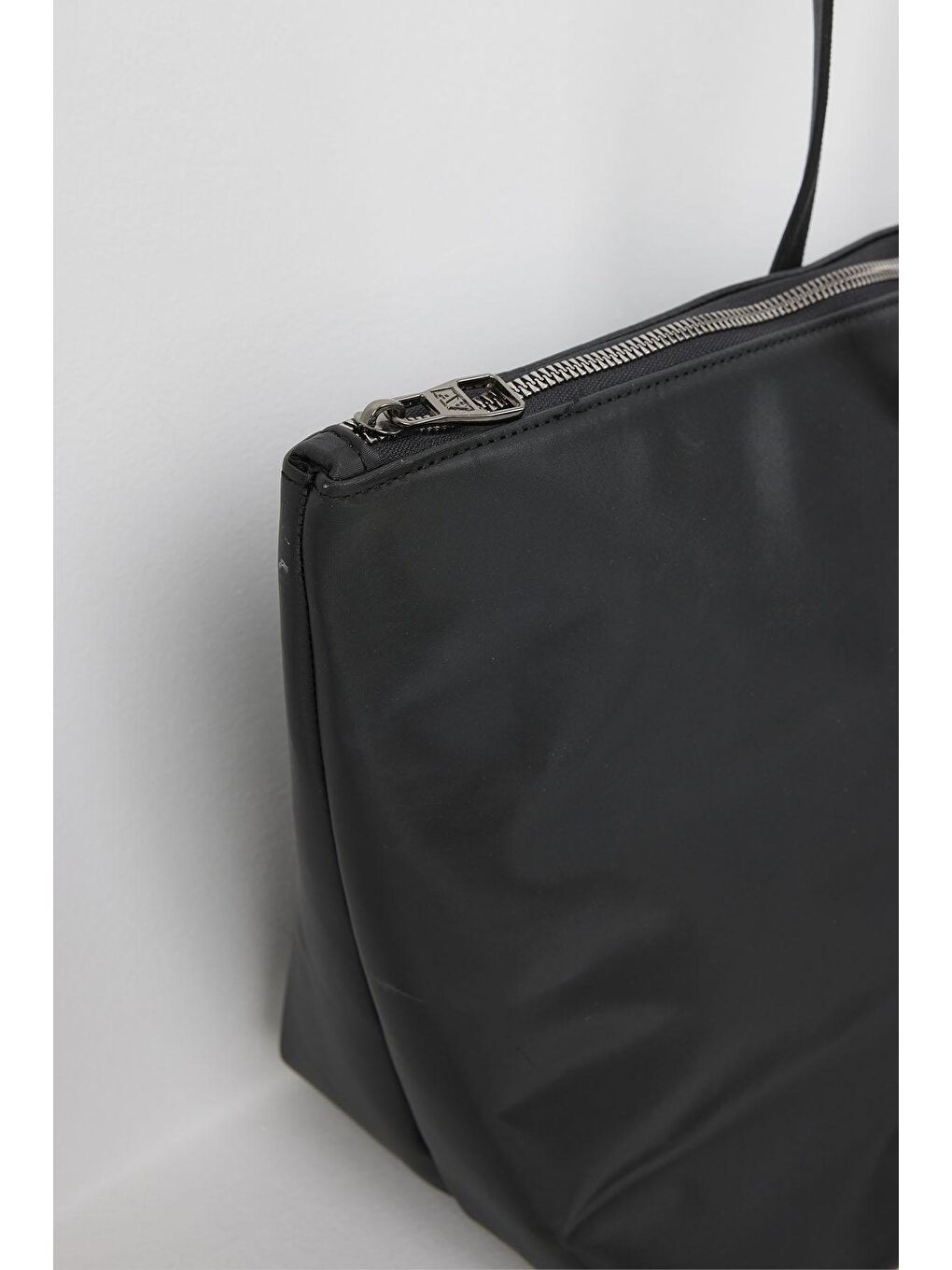 Kadın Siyah Büyük Tote Çanta 010168-1