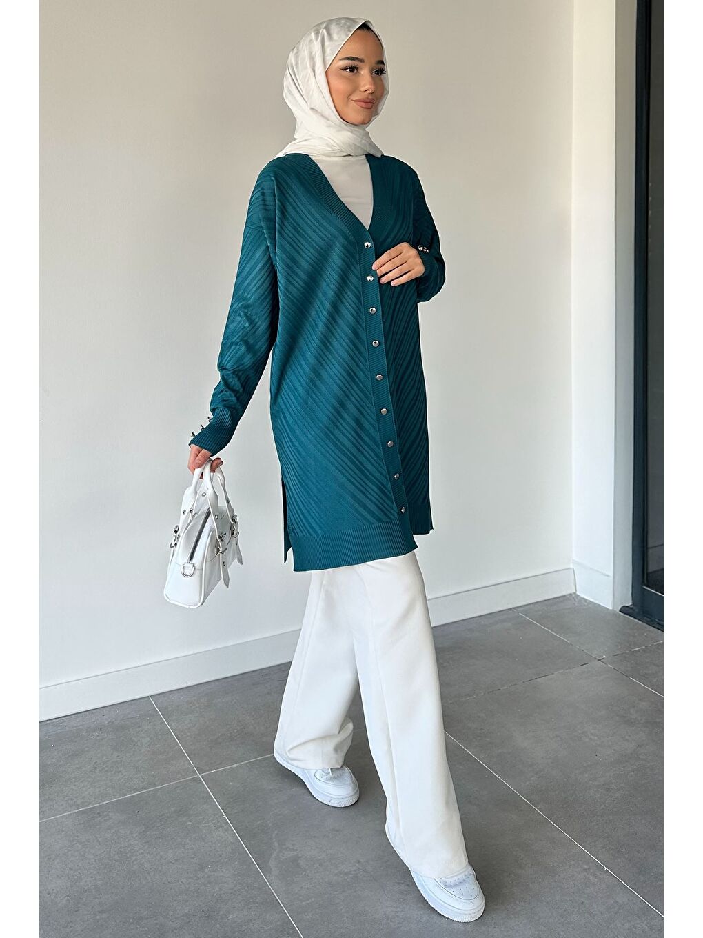 Petrol Desenli Ön Düğmeli Tesettür Triko Hırka (m-l-xl Uyumludur)-1