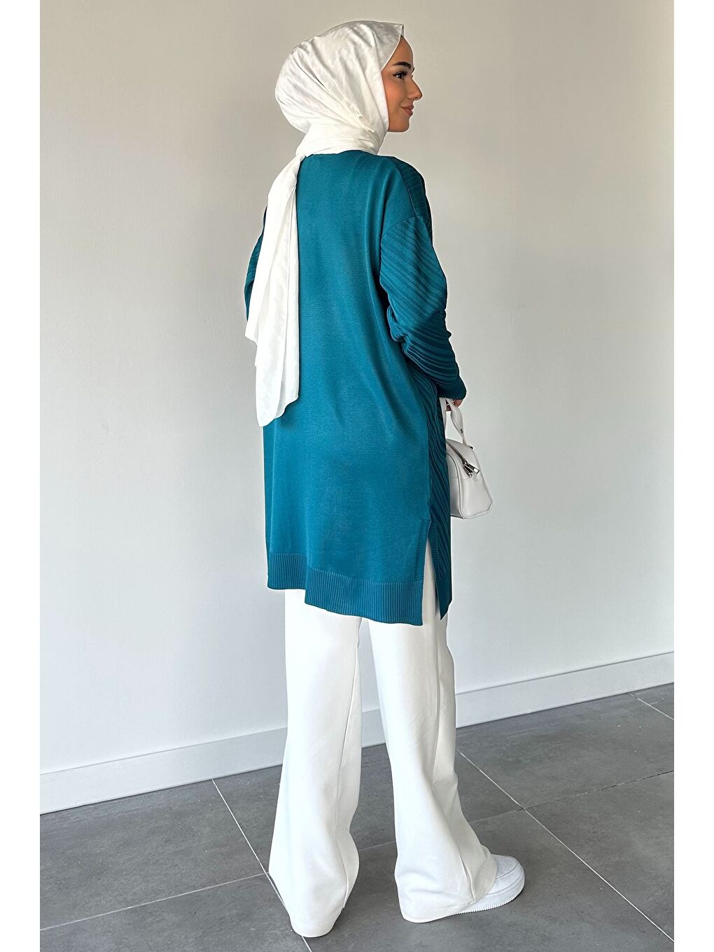 Petrol Desenli Ön Düğmeli Tesettür Triko Hırka (m-l-xl Uyumludur)-7