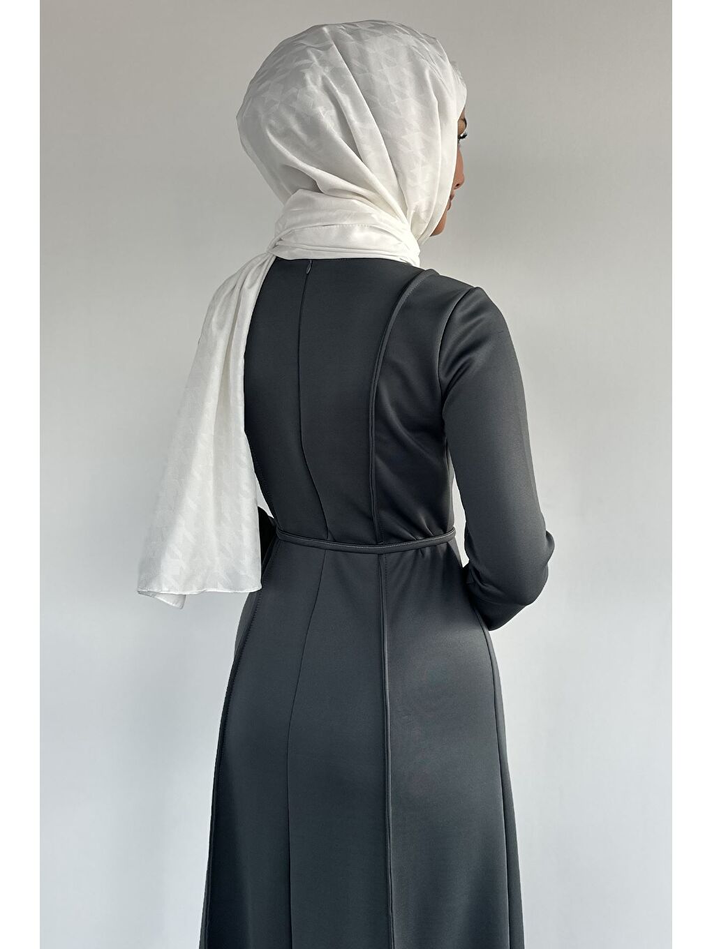 Gri Bel Bağcıklı Tesettür Dalgıç Elbise-6