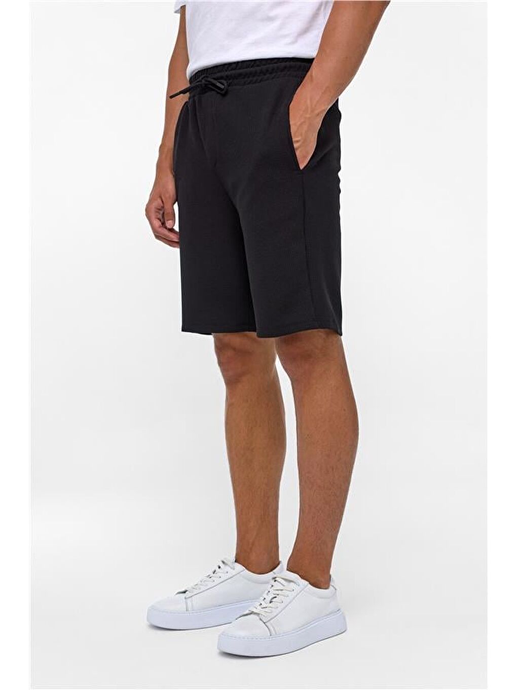 Siyah Regular Armürlü Örme Şort-2