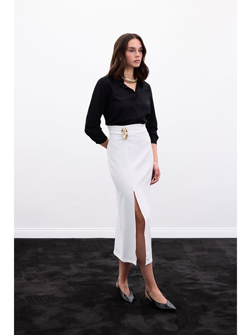 Gold Yan Aksesuarlı Etek - Ekru-5