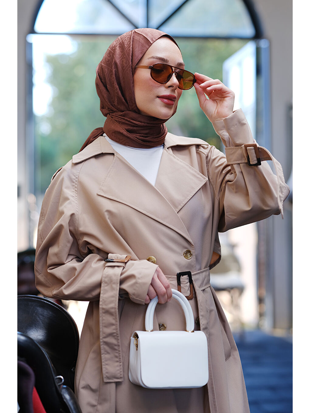 Bej Önü Düğmeli Kemelerli Trenç Vizon-1