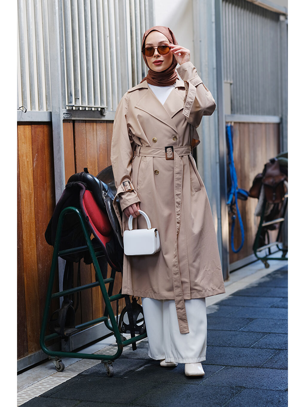 Bej Önü Düğmeli Kemelerli Trenç Vizon-2