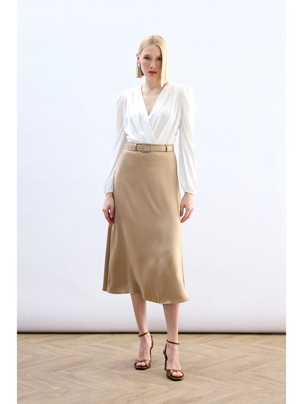 Kahverengi Kemerli Saten Etek - Camel-2