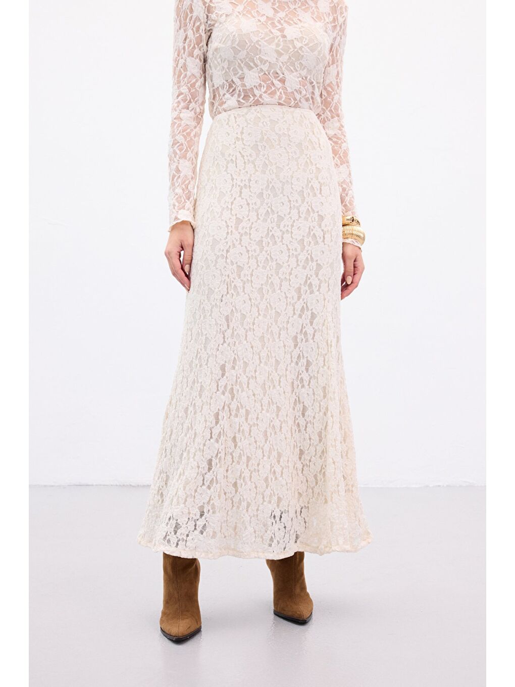 Dantelli Uzun Etek - Bej-4