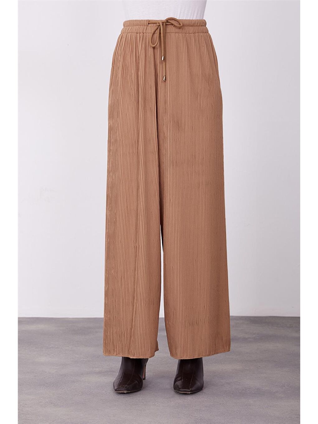 Kahverengi Beli Lastikli Ve Tünelli Pantolon 23K2433 Çikolata-2