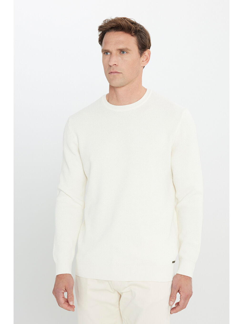 Erkek Ekru %100 Pamuk Sıcak Tutan Standart Fit Normal Kesim Bisiklet Yaka Pirinç Örgü Triko Kazak