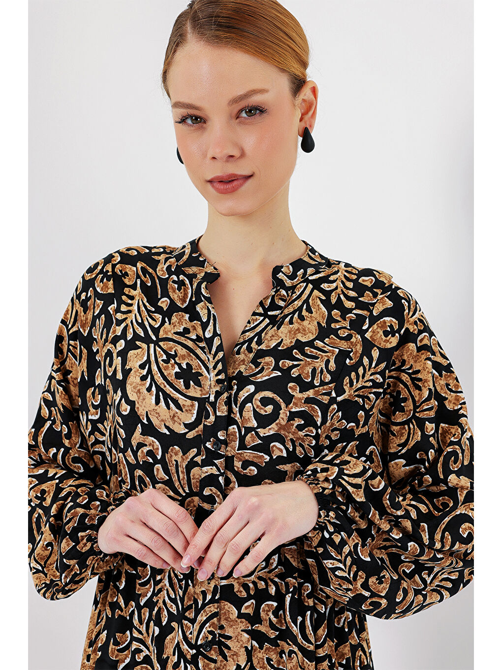 2423 Otantik Desenli Tesettür Elbise - Siyah10-2