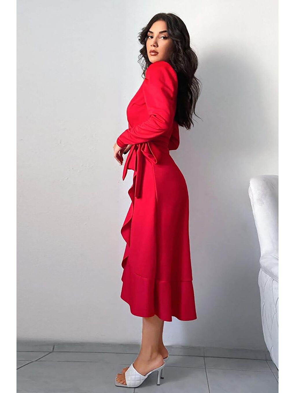 Kırmızı Krep Kumaş Uzun Kollu Kuşaklı Midi Elbise-1
