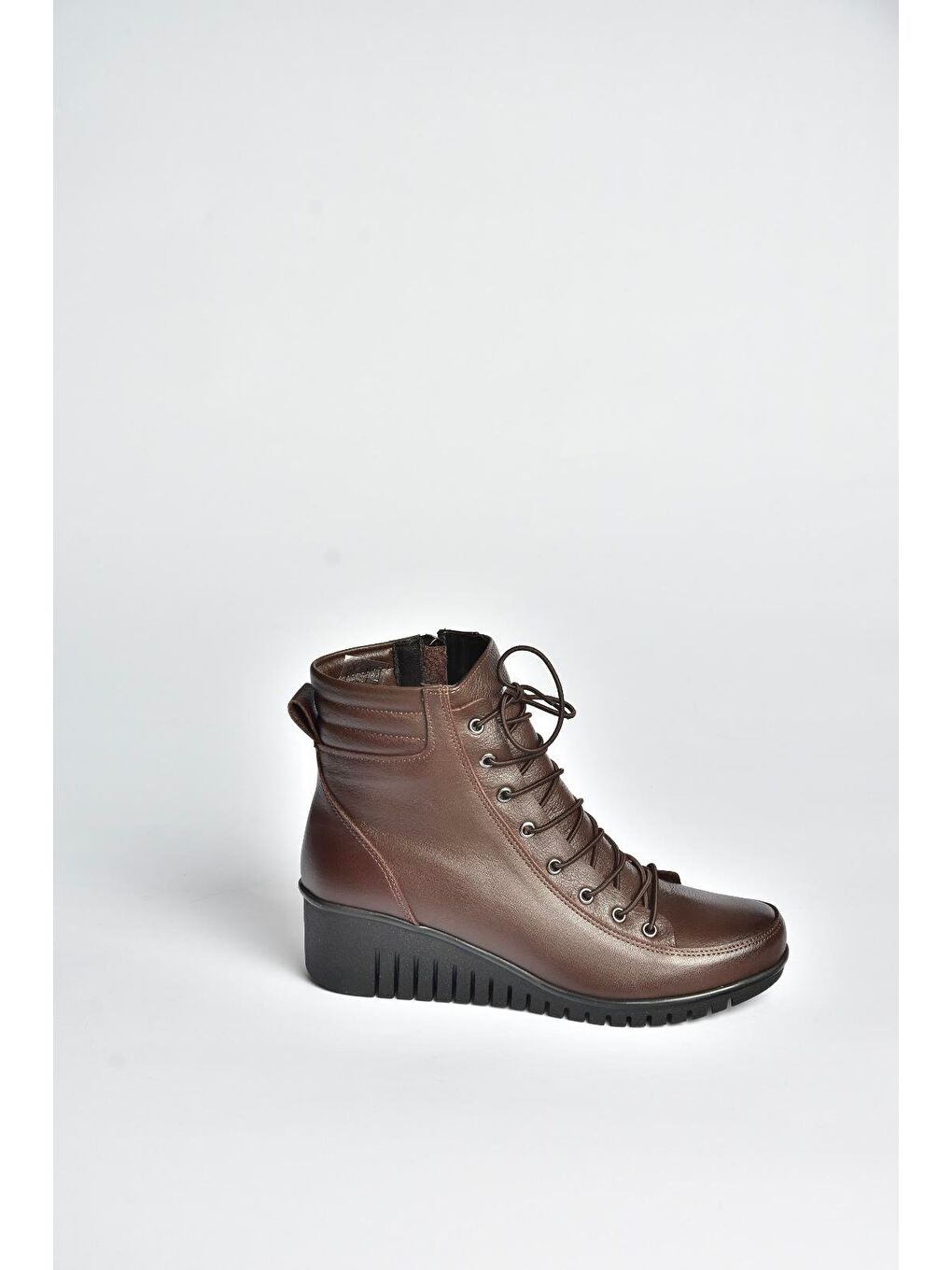 Kahverengi Kadın Bot V324245103-5