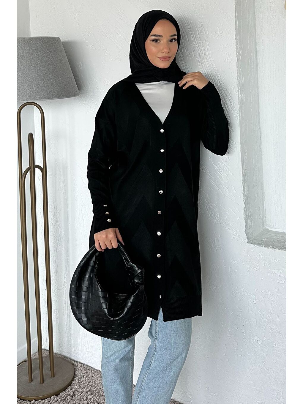 Siyah Ön Düğmeli Desenli Tesettür Triko Hırka (m-l-xl Uyumludur)-3