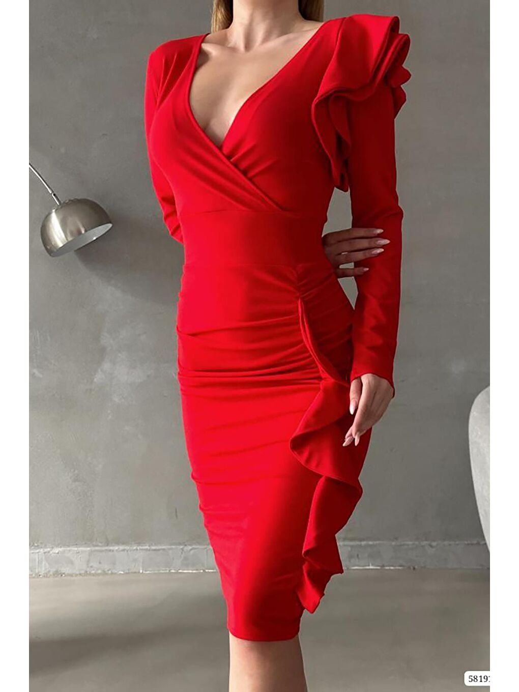 Kırmızı Kruvaze Yaka Fırfır Detay Uzun Kollu Krep Kumaş Elbise-2