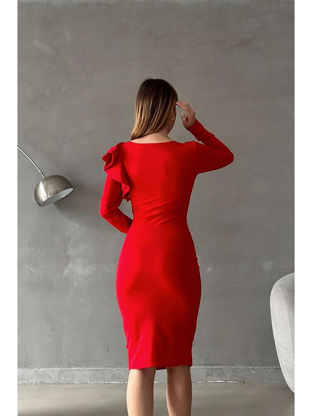 Kırmızı Kruvaze Yaka Fırfır Detay Uzun Kollu Krep Kumaş Elbise-4