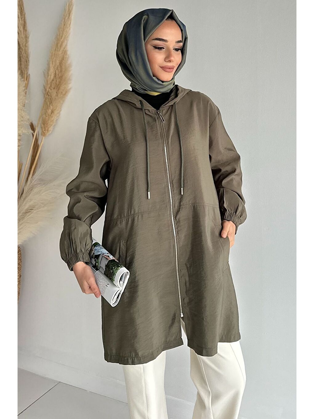 Haki Kapüşonlu Fermuarlı Mevsimlik Tesettür Kap-2
