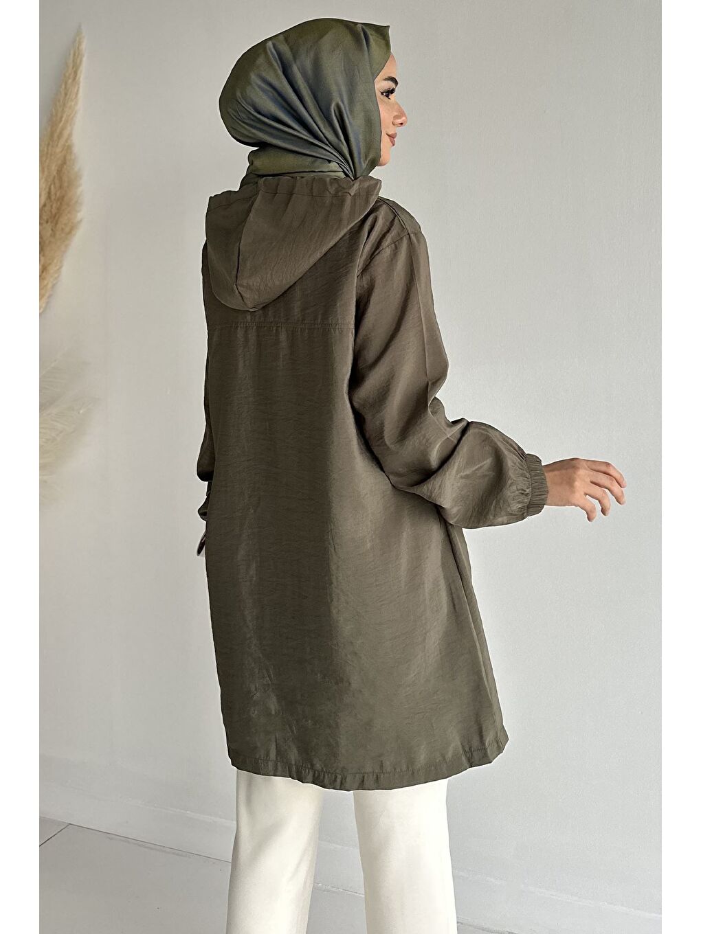 Haki Kapüşonlu Fermuarlı Mevsimlik Tesettür Kap-4