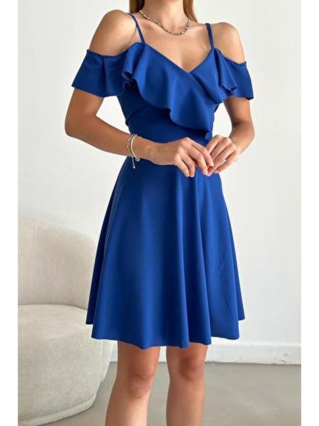 Saks Mavisi Askılı Omuz Fırfırlı Elbise-1