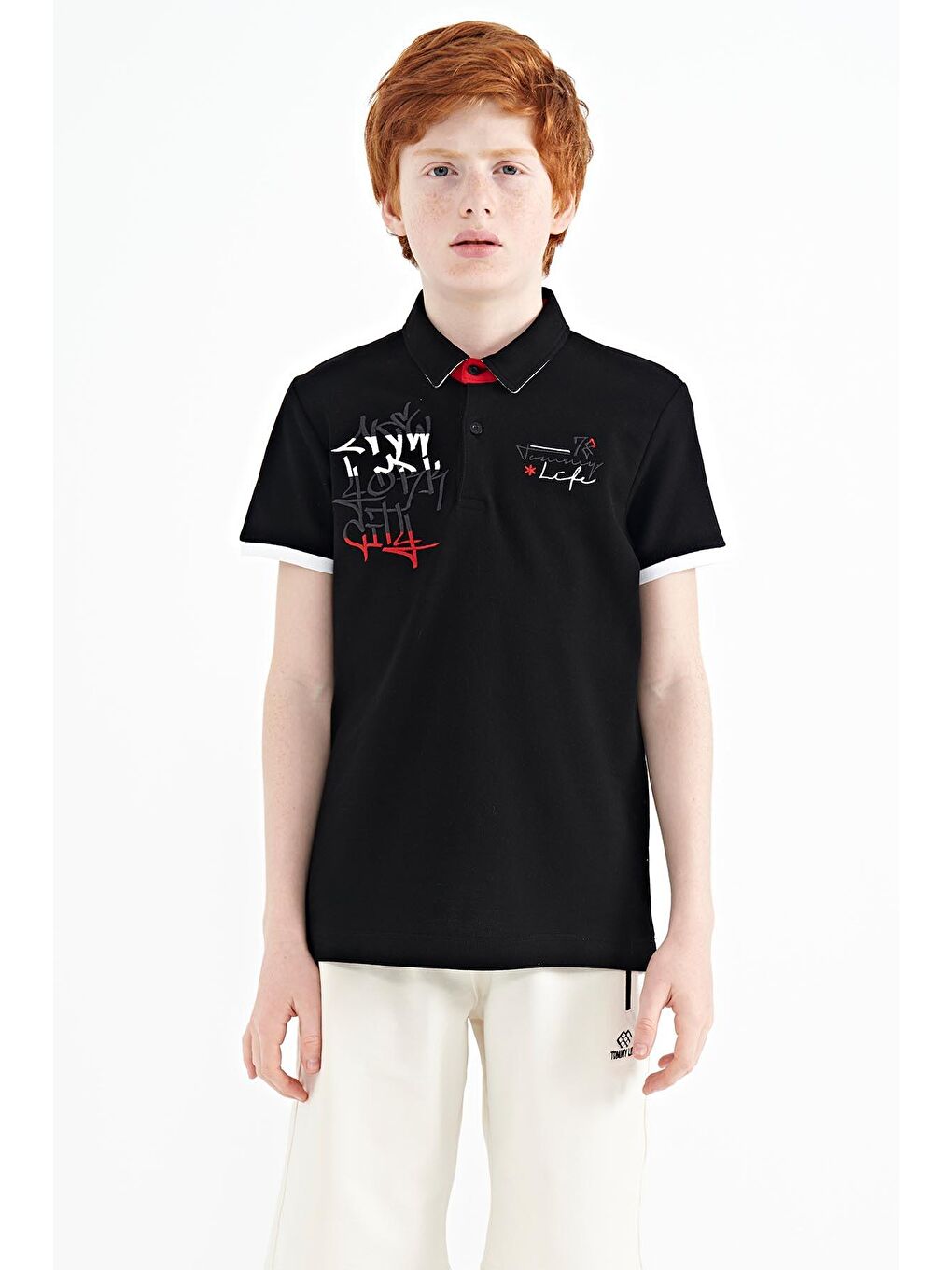 TOMMYLIFE Siyah Yazı Nakış Detaylı Standart Kalıp Polo Yaka Erkek Çocuk T-Shirt - 11085