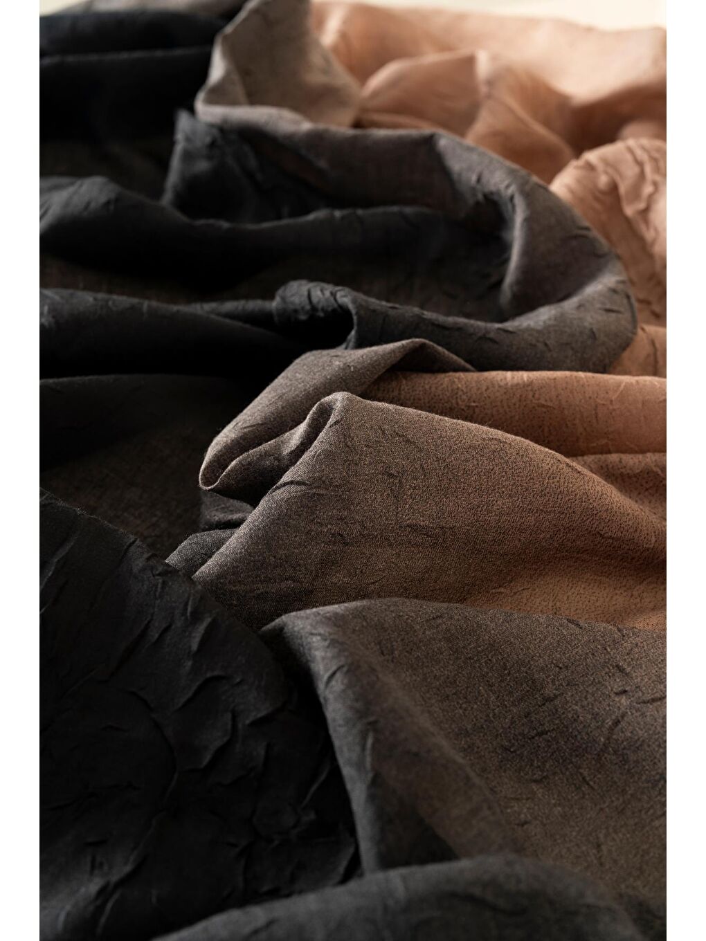 Siyah Kadın Degrade Konfor Şal-1