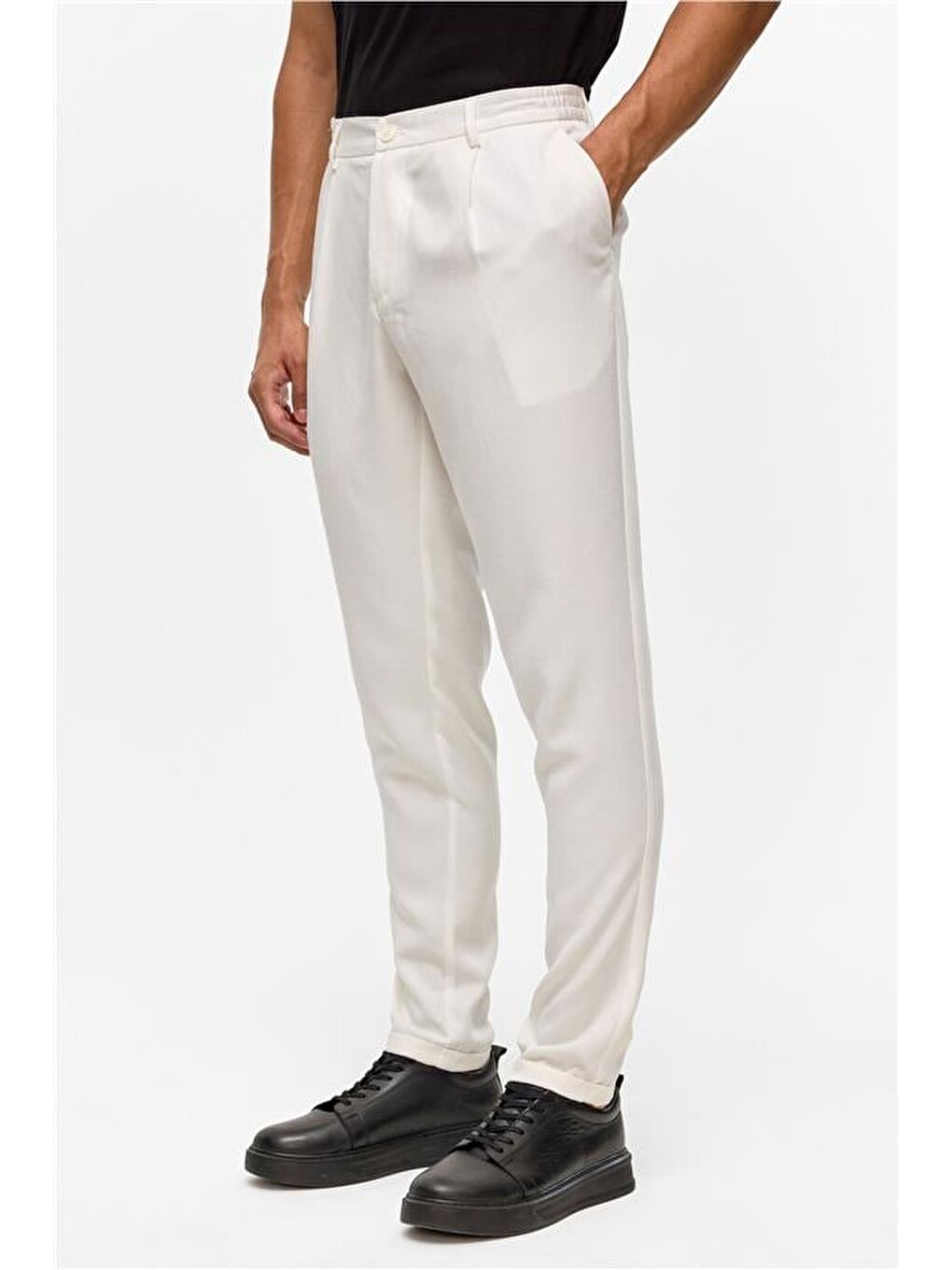 Beyaz Slim Armürlü Jogger Pantolon-2