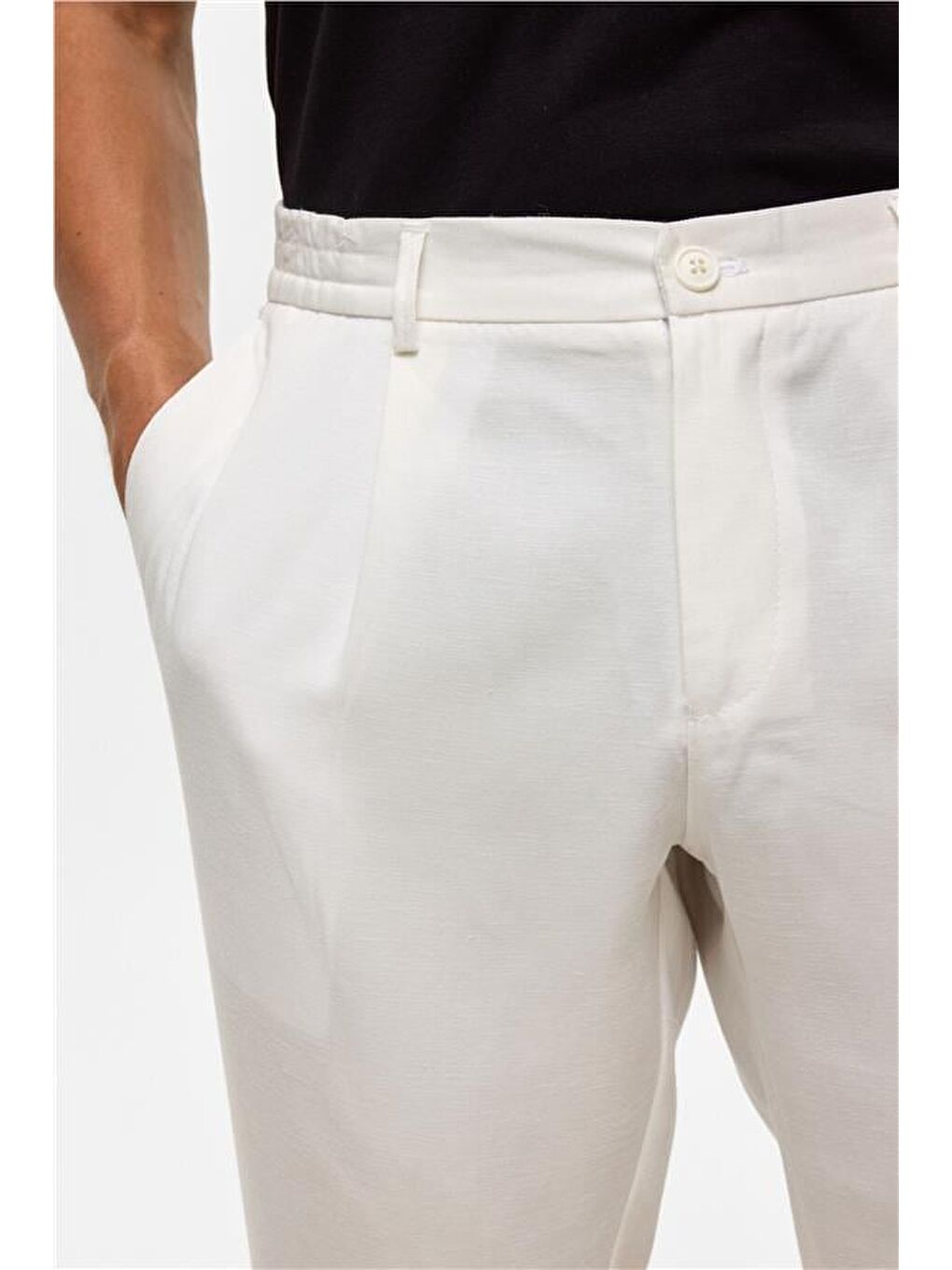 Beyaz Slim Armürlü Jogger Pantolon-3