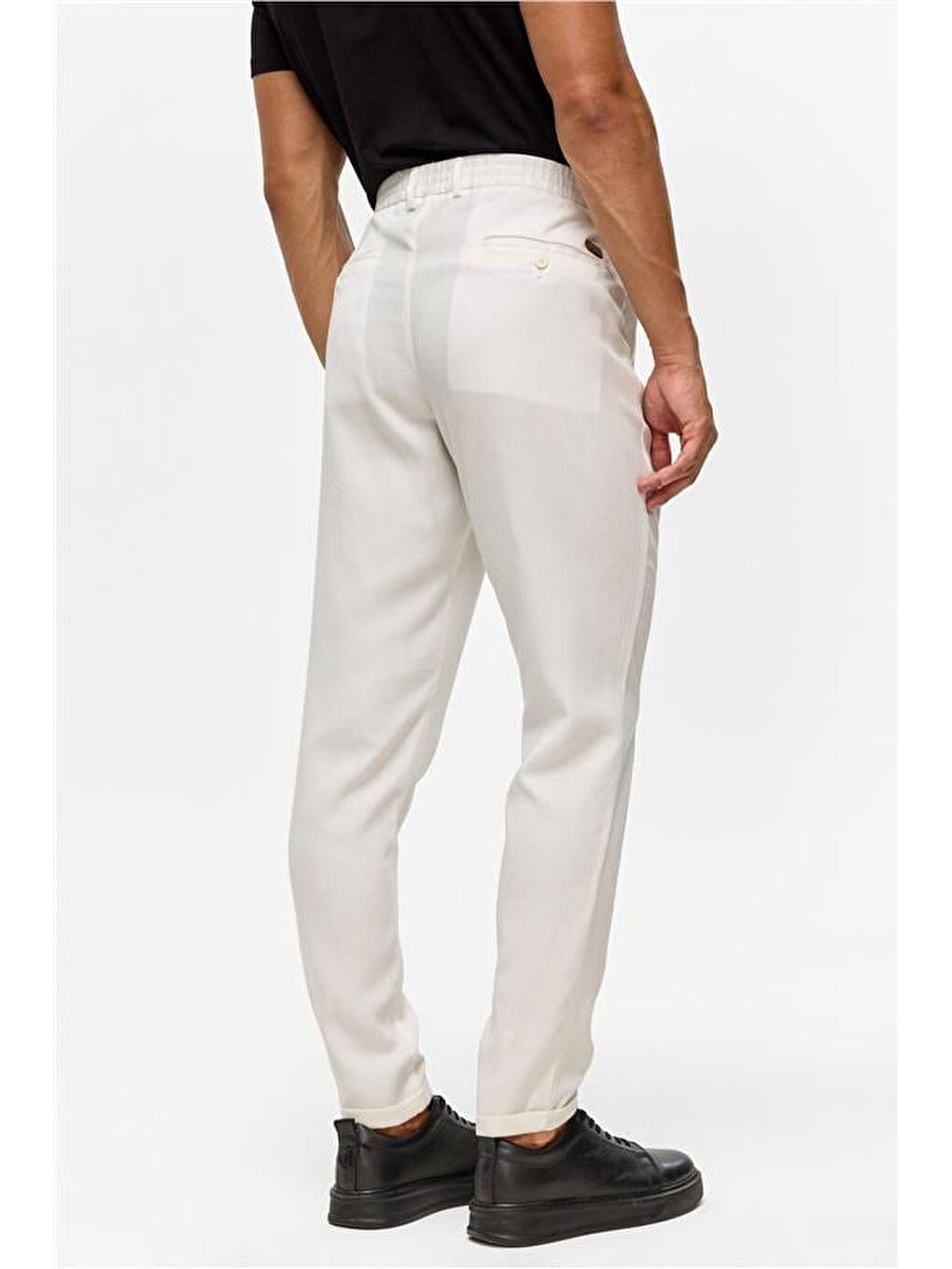 Beyaz Slim Armürlü Jogger Pantolon-4