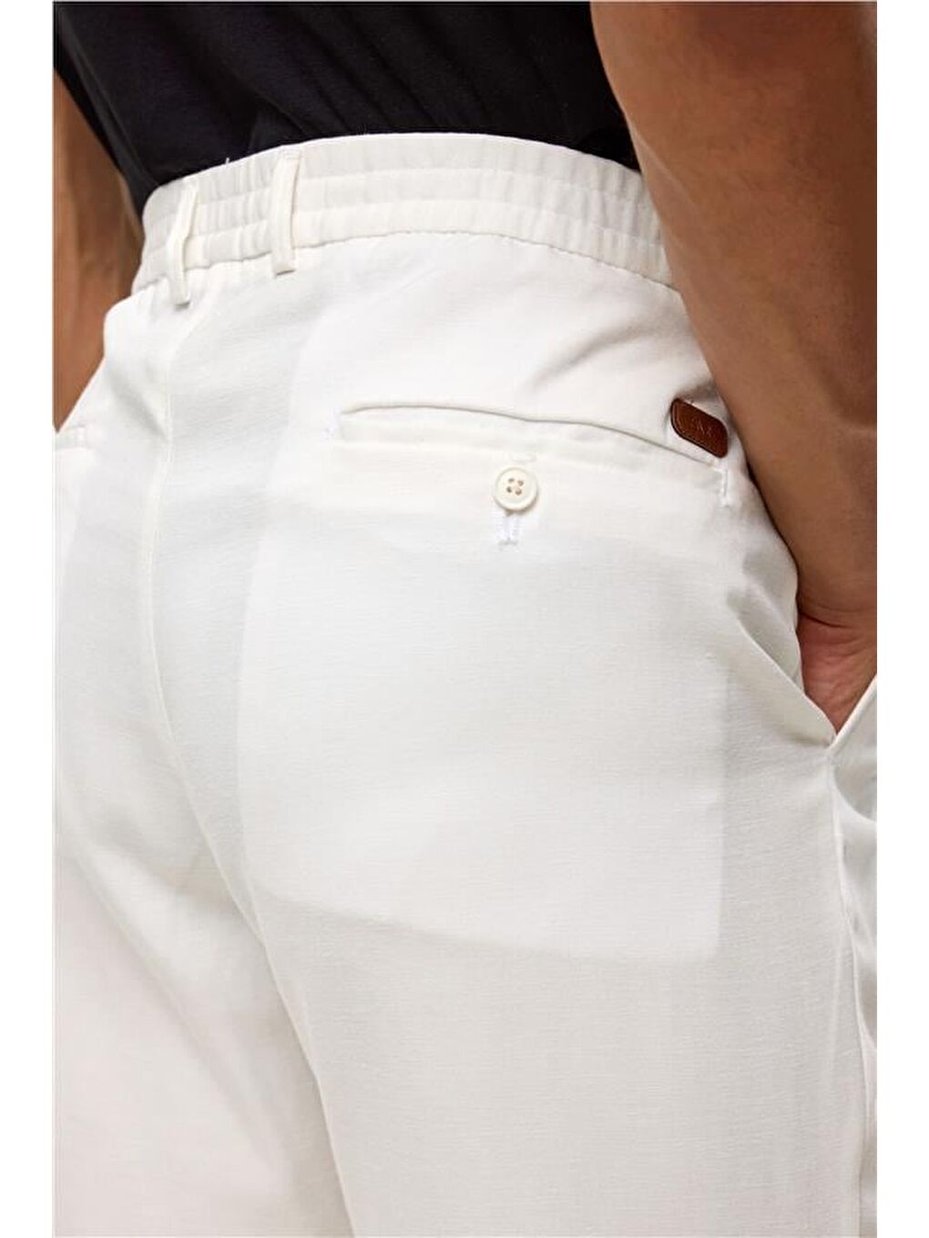 Beyaz Slim Armürlü Jogger Pantolon-5