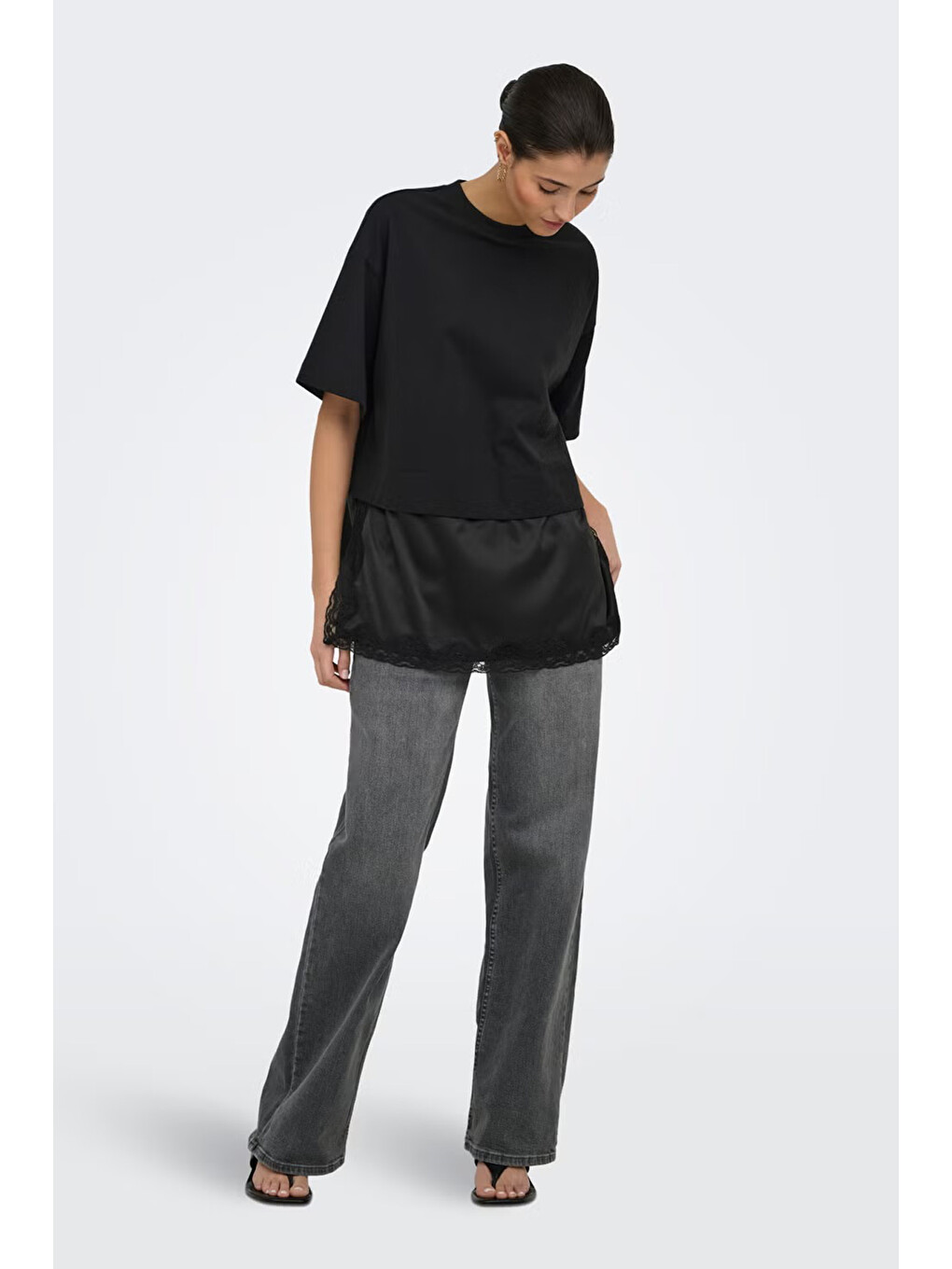 Siyah Onlmexa Pamuklu Regular Fit Dantel Detaylı Kadın T Shirt 15382176-1