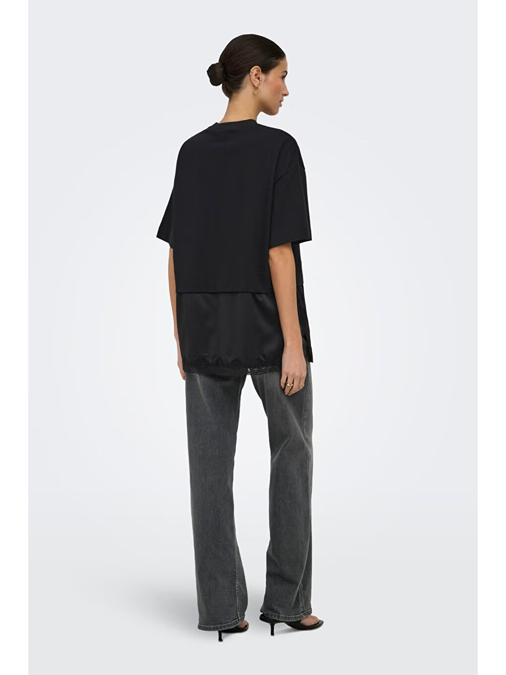 Siyah Onlmexa Pamuklu Regular Fit Dantel Detaylı Kadın T Shirt 15382176-3