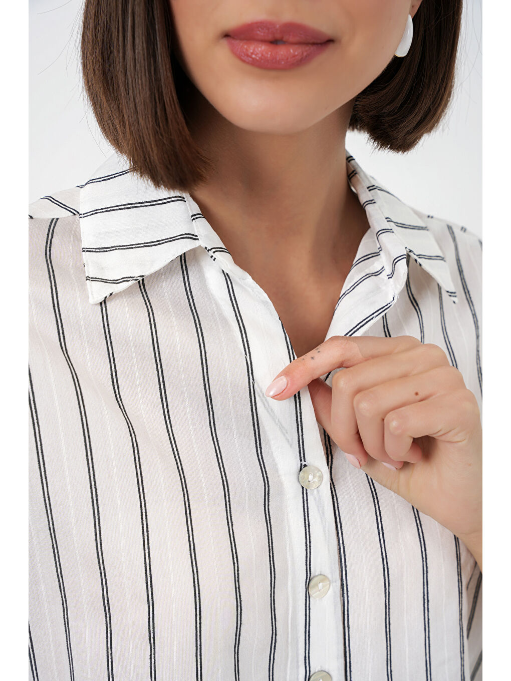Kadın Çizgili Oversize Kısa Gömlek 20326 - B.Beyaz-3