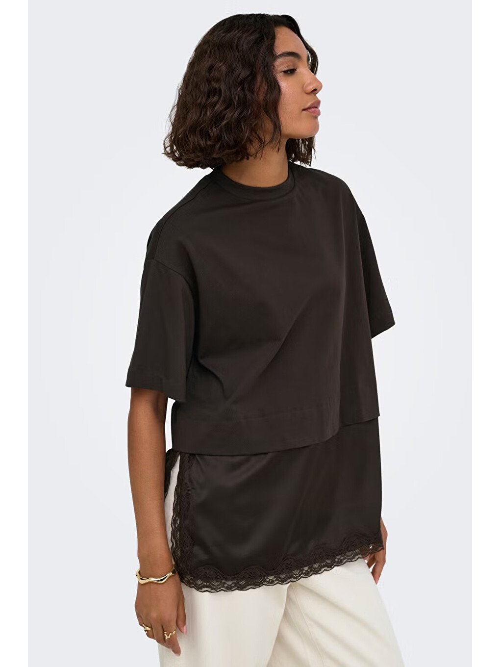 Kahverengi Onlmexa Pamuklu Regular Fit Dantel Detaylı Kadın T Shirt 15382176-1