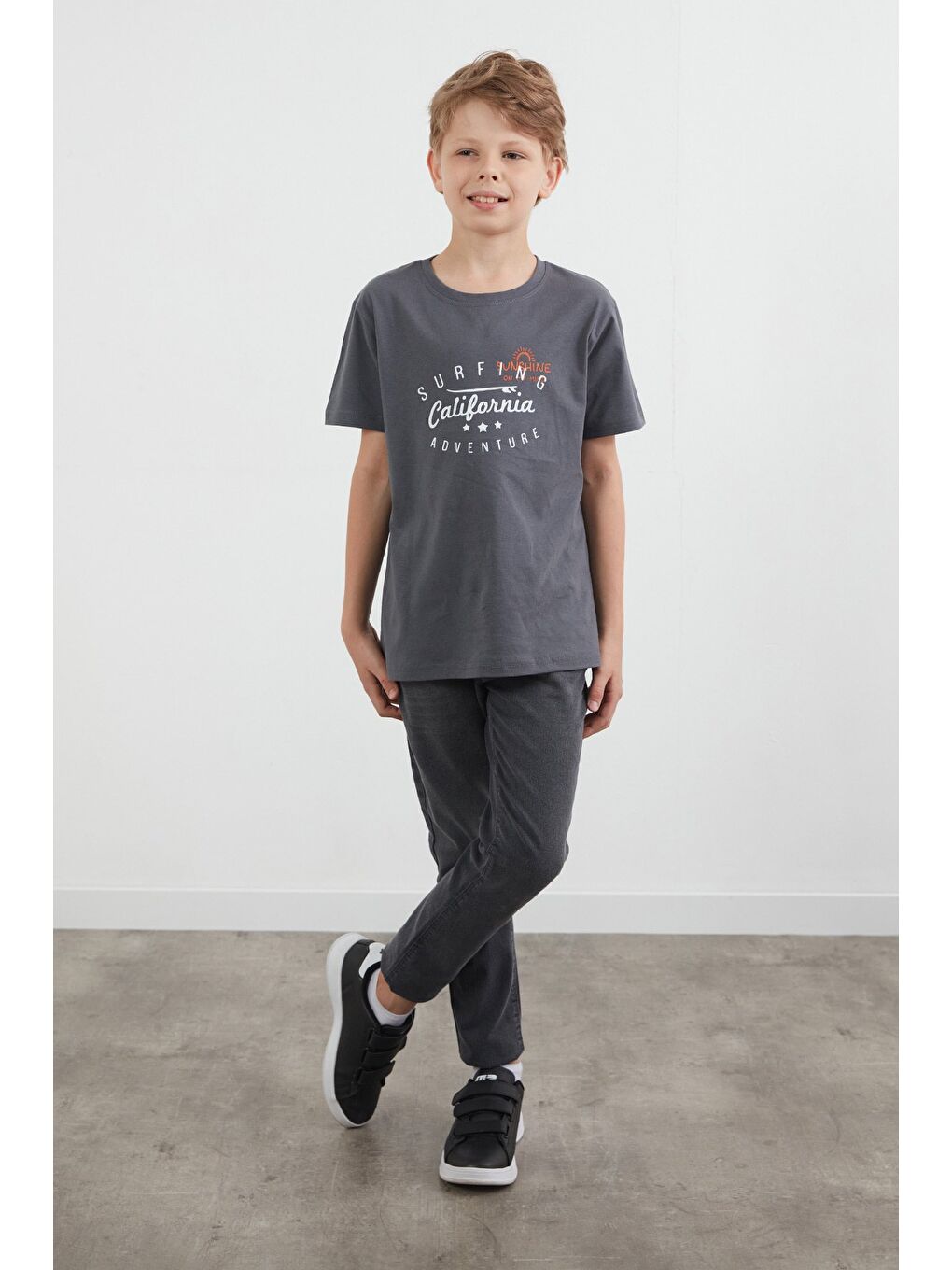 Antrasit %100 Pamuk Önü Ve Arkası Yazı Baskılı Erkek Çocuk Tişört-3