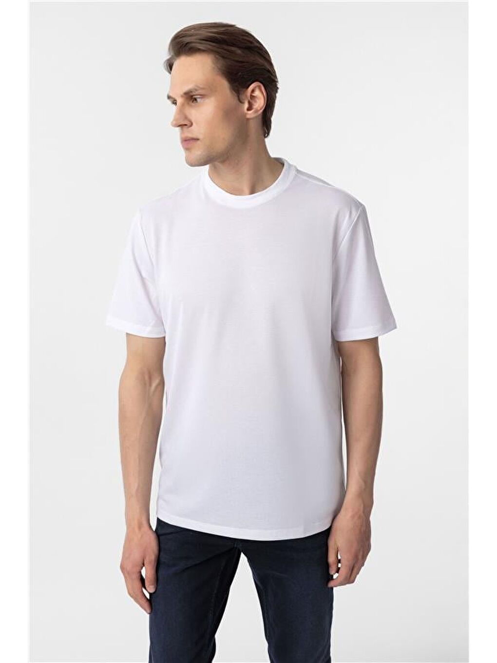 Beyaz Slim Armürlü Bisiklet Yaka Tişört-1