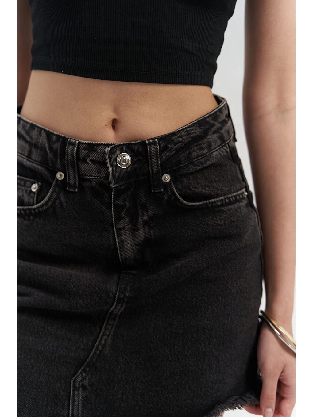 Matteau Püskül Detay Siyah Jean Etek-5