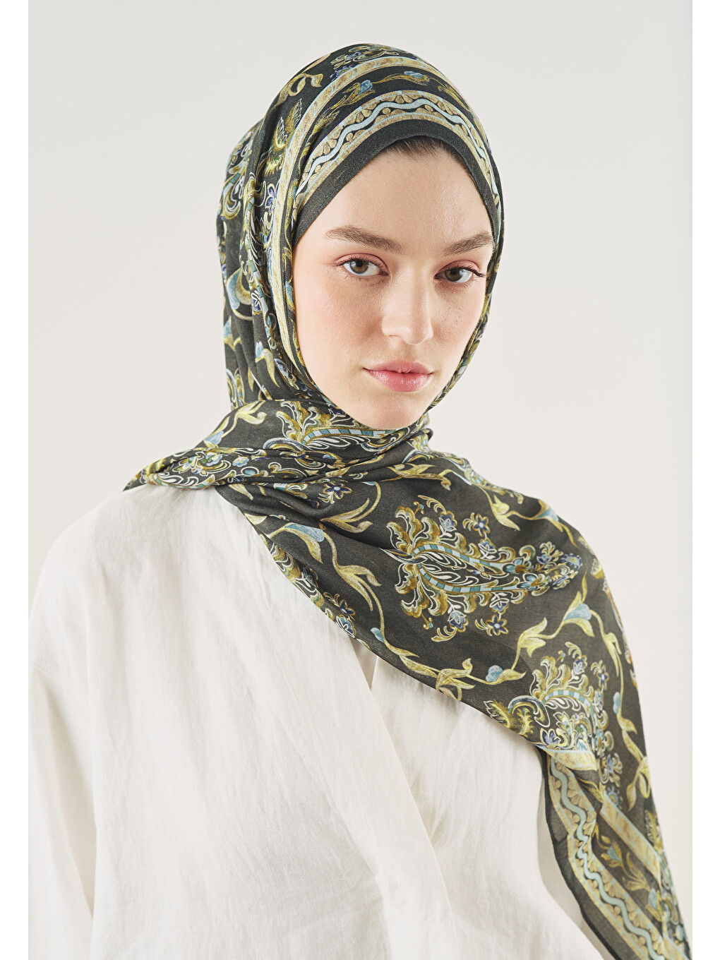 Ethnic Touch Desen Soft Viskon Şal Askeri Haki-1