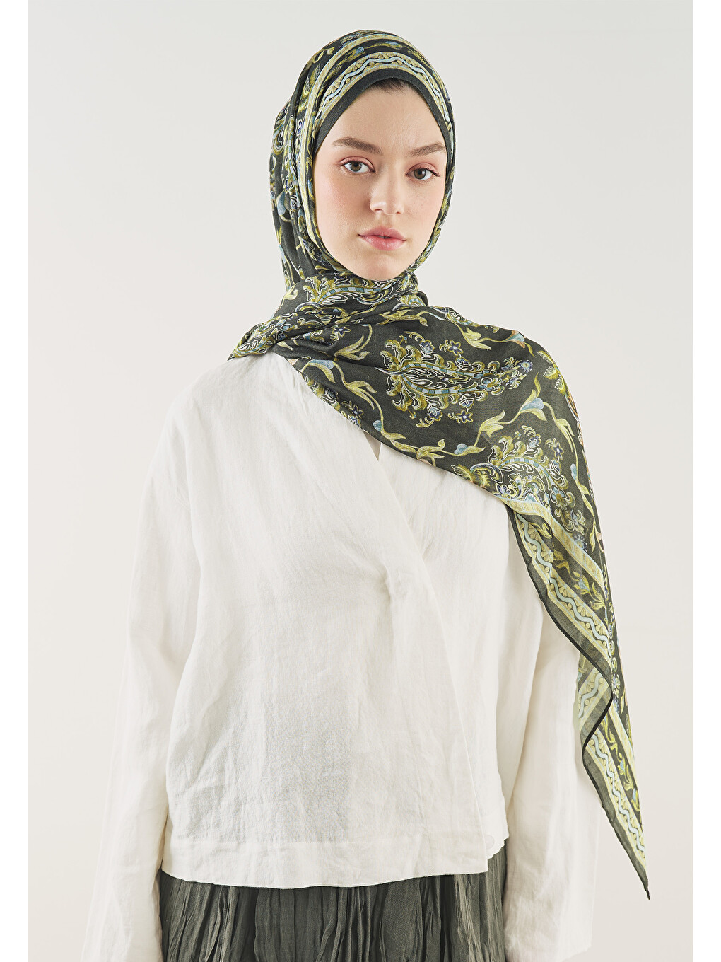 Ethnic Touch Desen Soft Viskon Şal Askeri Haki-2