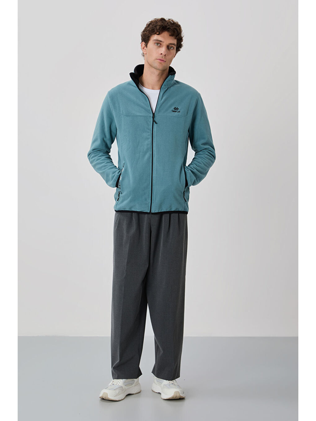 Mint Yeşili Yazı Nakışlı Dik Yaka  Standart Kalıp Erkek Fermuarlı Sweatshirt Polar - 87992-1