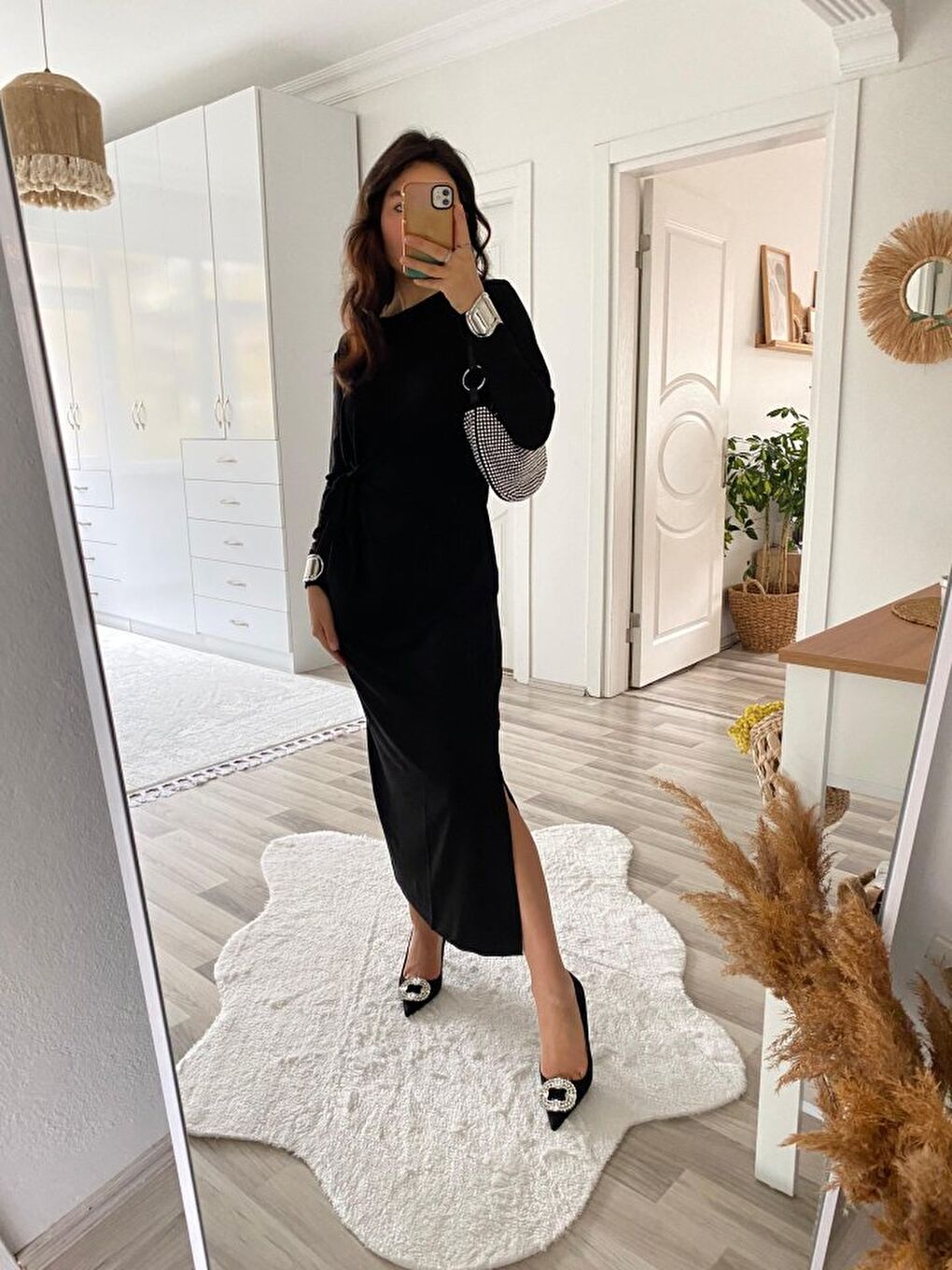 Siyah Kadın Uzun Kollu Bisiklet Yaka Belden çapraz Bağlamalı Yandan Yırtmaçlı Uzun Viskon Iki Iplik Elbise-2