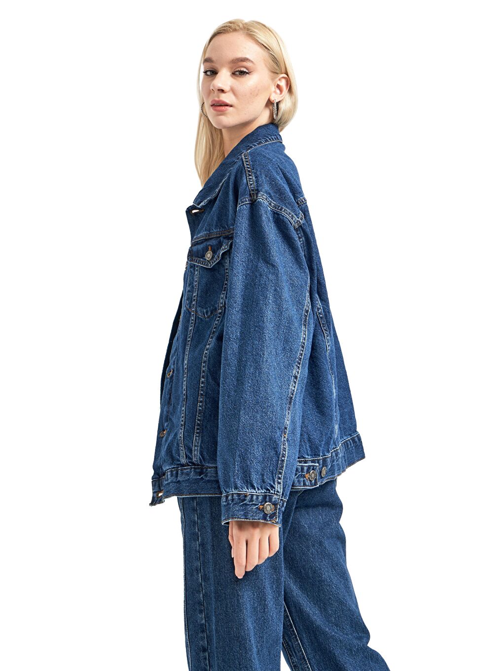 it's basic Mavi Kadın Mavi Renk Oversize %100 Pamuk Denim Ceket - 3