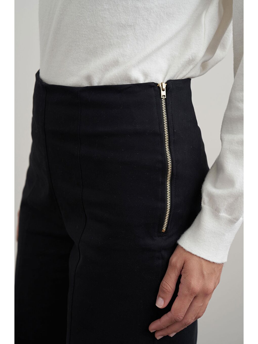 Siyah-Parçalı Gabardin Pantolon-4