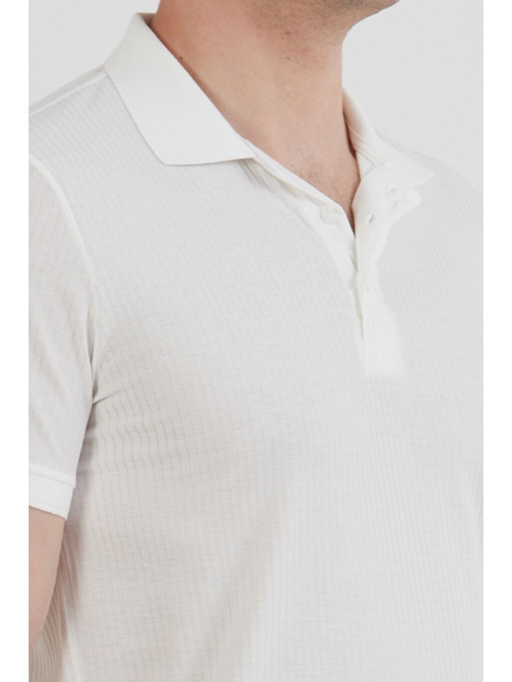 Beyaz Fitilli Düğmeli Polo Yaka Slim Fit Tişört-4