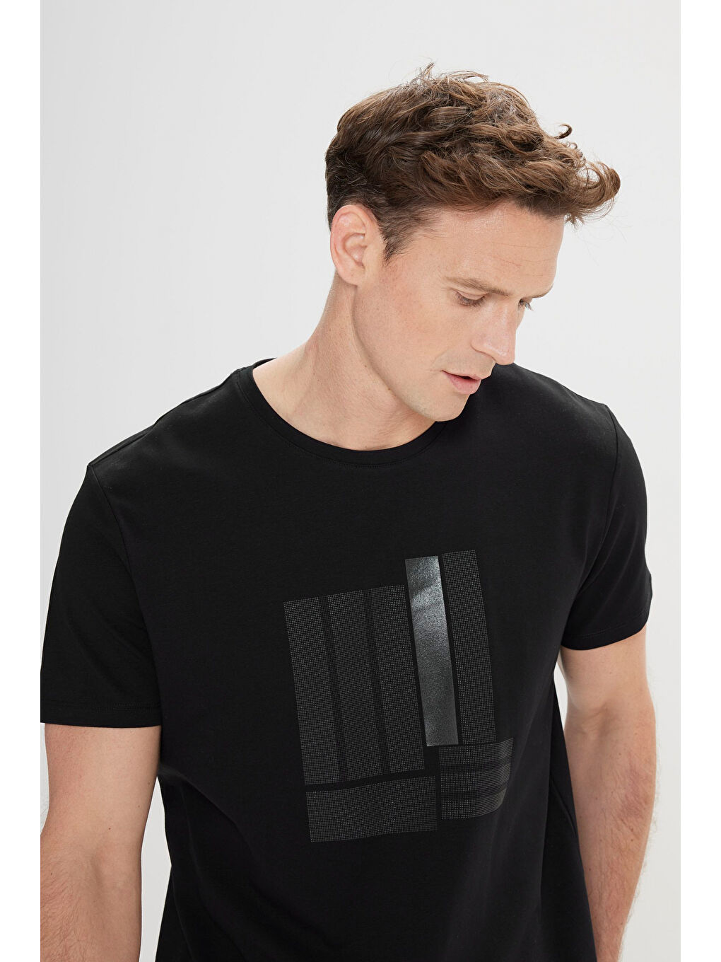 Erkek Siyah Slim Fit Dar Kesim Pamuklu Esnek Baskılı Bisiklet Yaka Tişört-3