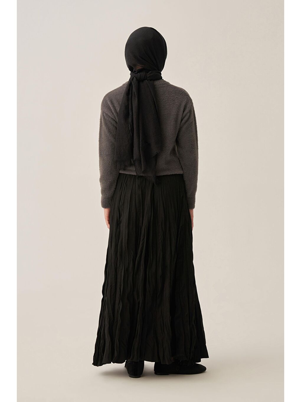 Siyah-Kraşlı Poliviscon Kloş Etek-2