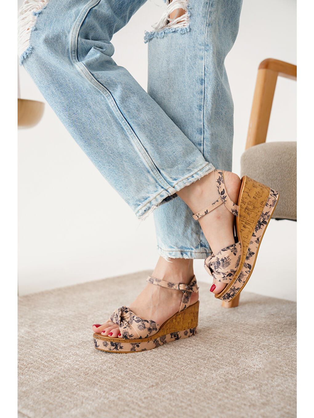 Kahverengi D02019 Günlük Kadın Klasik Dolgu Topuklu Ayakkabı-4